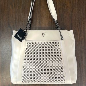 Brand new Simply Vera Vera Wang bag